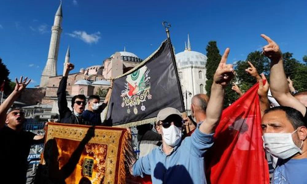 Τούρκος πρώην ΥΠΕΞ: Στην Ελλάδα τζαμιά της Οθωμανικής Αυτοκρατορίας μετατράπηκαν σε εκκλησίες, αποθήκες, φυλακές, νυχτερινά κέντρα